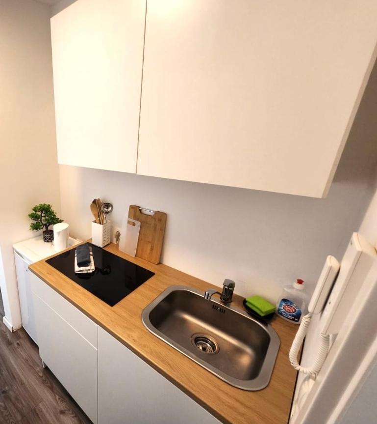 Modernes Apartment Mit Wifi, Aufzug & Kostenlos Parken El-Living Augsburg Luaran gambar