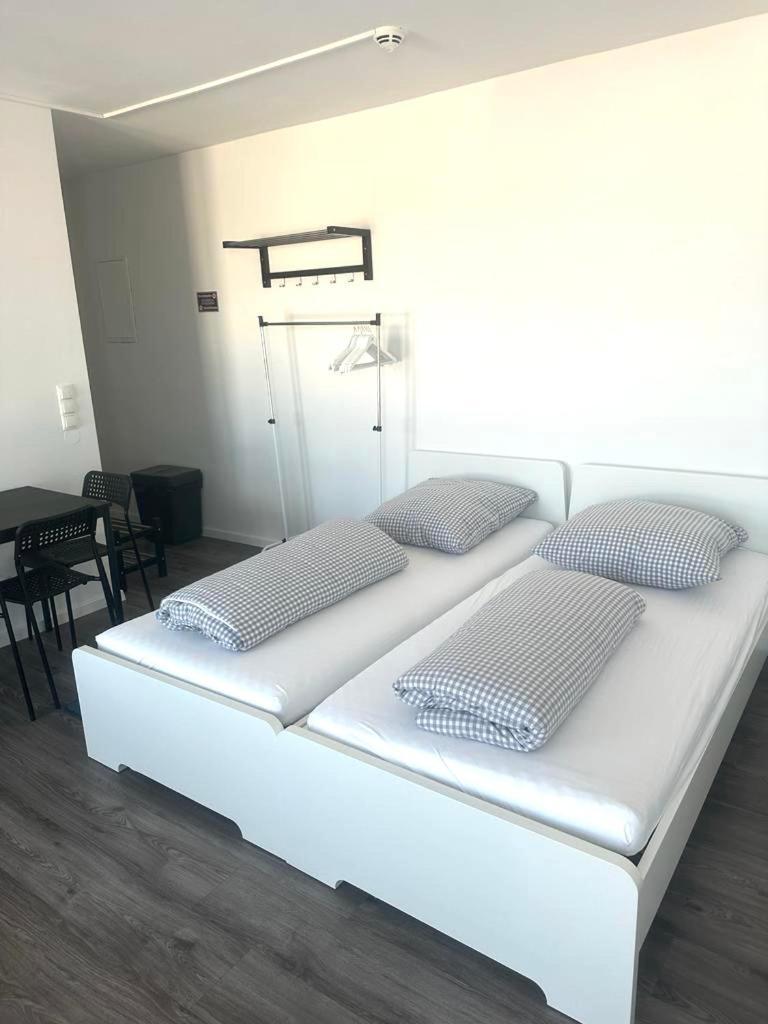 Modernes Apartment Mit Wifi, Aufzug & Kostenlos Parken El-Living Augsburg Luaran gambar